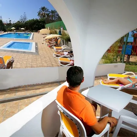 Rebecca Park Hotel 2*