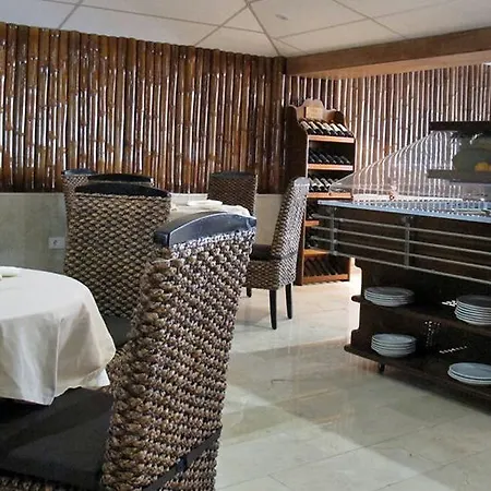 ホテル Rebecca Park 2*