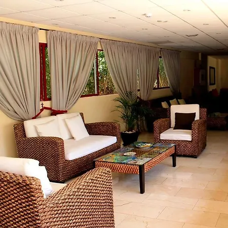 Rebecca Park 2* プラヤ・デル・イングレス